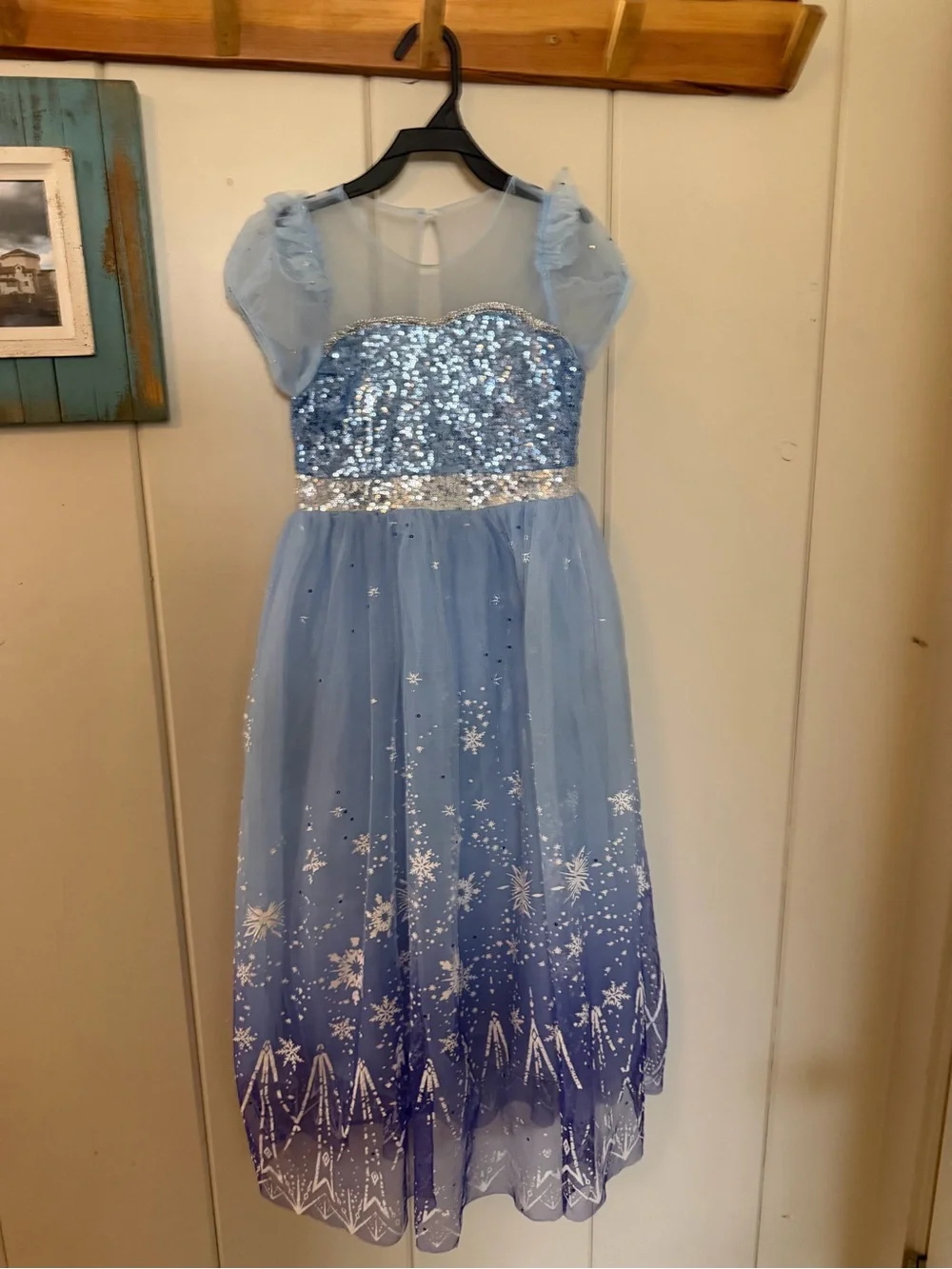 Girls Size 130 Snow Queen Elsa Inspired Blue Sequin Tulle Costume Dress